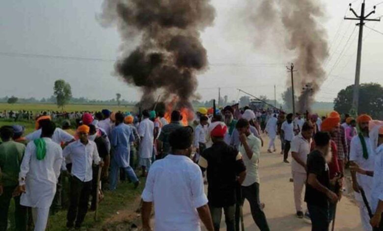 Lakhimpur Kheri violence, Families of 3 farmers flee, agree to cremation