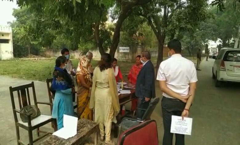 Adding name in hardoi District voter list started