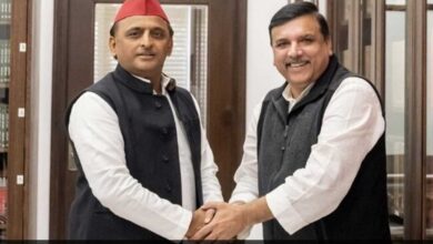 Akhilesh Yadav met AAP leader in Alliance race