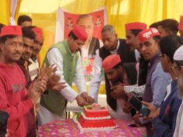 Birthday of Shri Mulayam Singh Yadav ji celebrated with great pomp in Hardoi