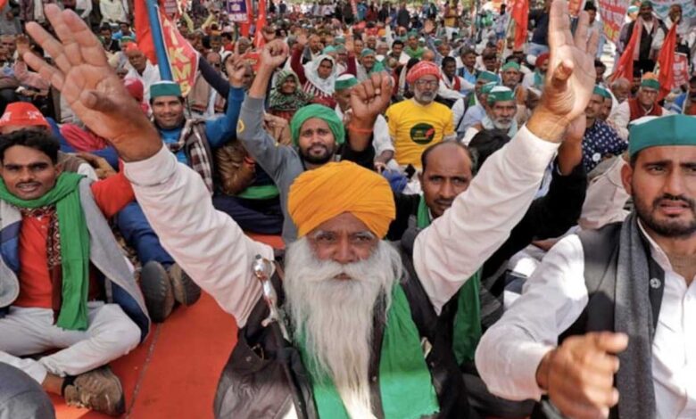 Govt note on farm laws, few farmers group protesting