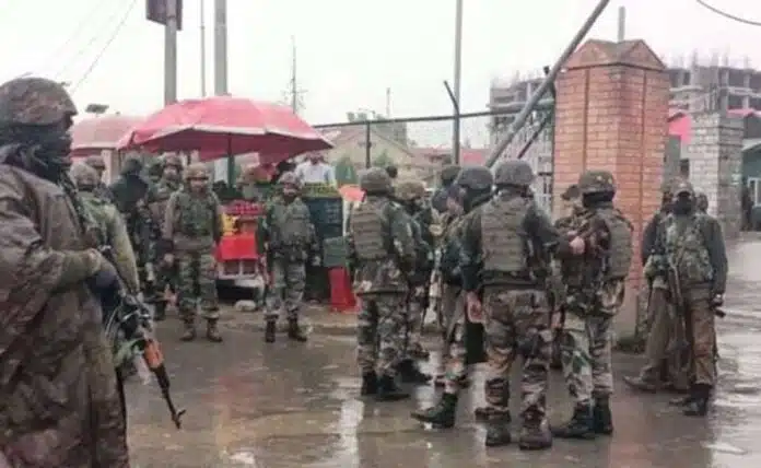 Terrorists opened fire in Srinagar hospital 5-11-21