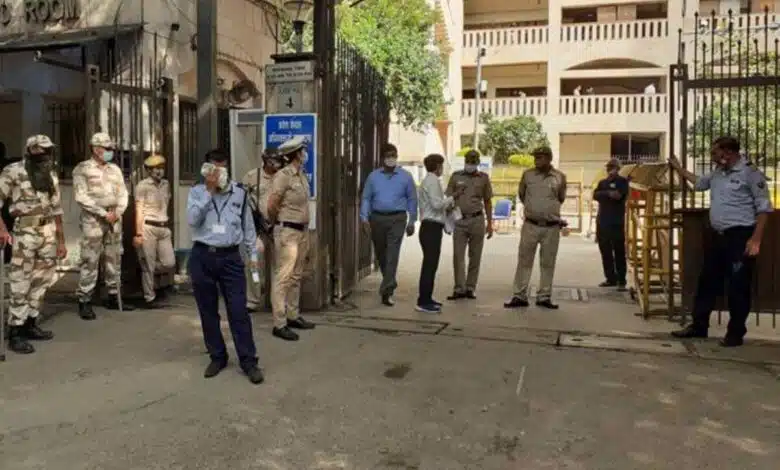 Blast in Delhi's Rohini Court proceedings suspended police probe