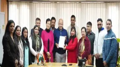 Delhi government will increase the salary of contract guest teachers