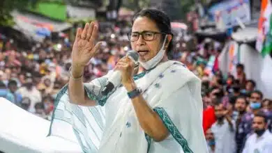 Shiv Sena asks Mamata Banerjee to clarify her stand