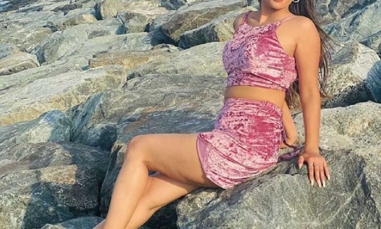 Shweta Mahara stuns fans with her dance in Bhojpuri music video