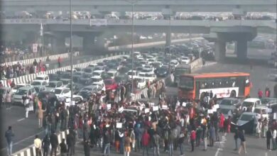 BJP chakka jam against AAP Excise Policy in Delhi