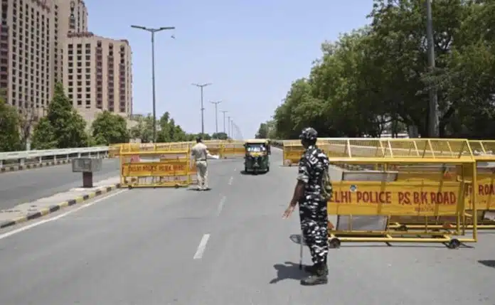 Delhi weekend curfew, WFH 50percent for all offices