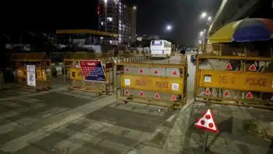 Delhi weekend Curfew will remain, 50% attendance in private offices