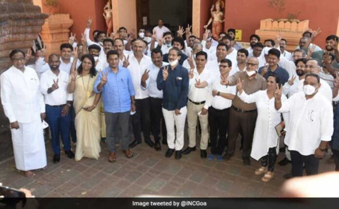 Congress candidates take 'loyalty oath' in Goa