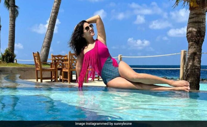 Sunny Leone Perfect Sunday: See Pictures