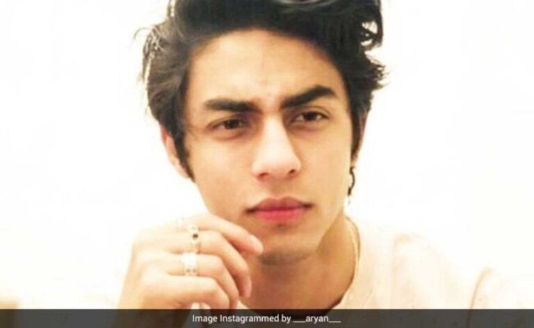 Aryan Khan एक वेब-सीरीज़ के लेखक के रूप में अपनी शुरुआत कर रहे: रिपोर्ट