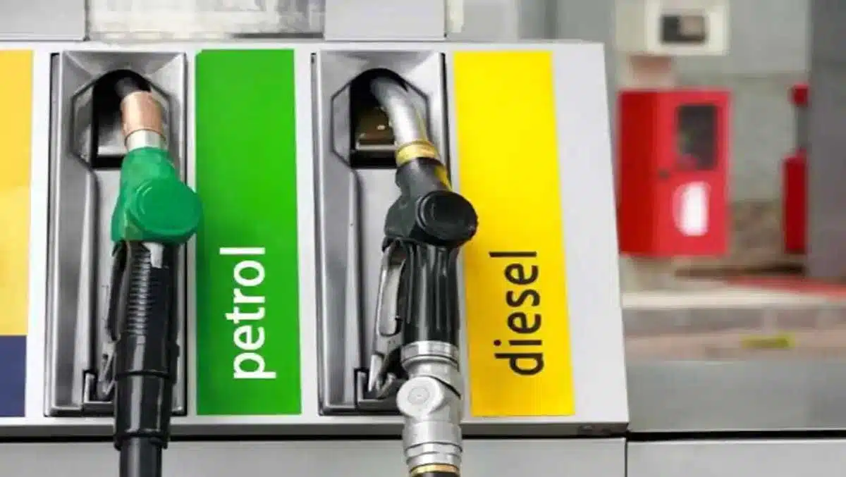 महानगरों में Petrol-Diesel की कीमतें स्थिर हैं: दरें देखें