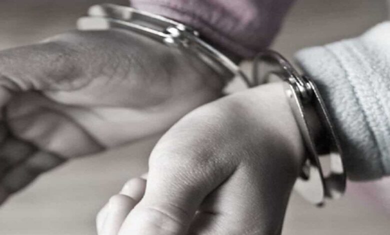 2 arrested for running fake job call centre in Delhi