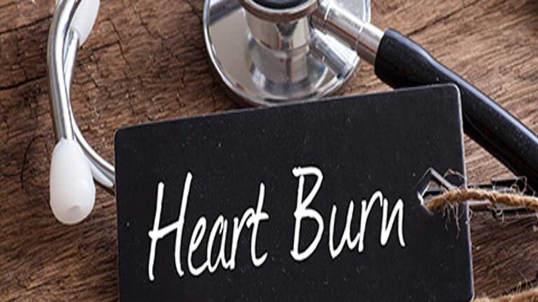 Heartburn के लक्षण और इलाज के तरीके जानिए