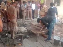 Murder of 5 family members in UP including 2yr girl