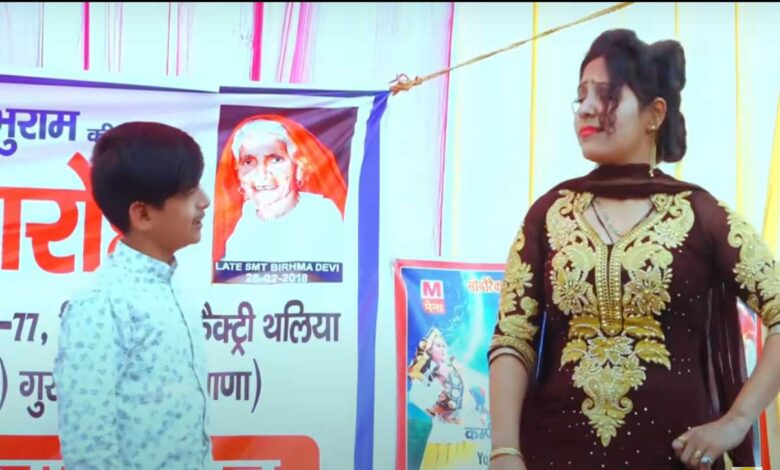 Watch: Rachna Tiwari's sexy dance on Haryanvi song