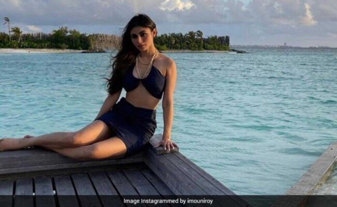 Mouni Roy busy at beaches, see pictures