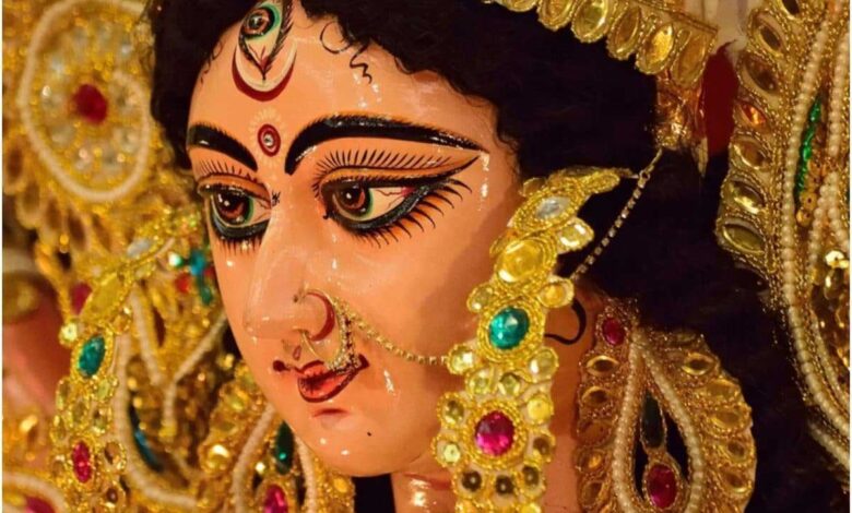 Chant These Powerful 10 Durga Mantras, Change Your Life
