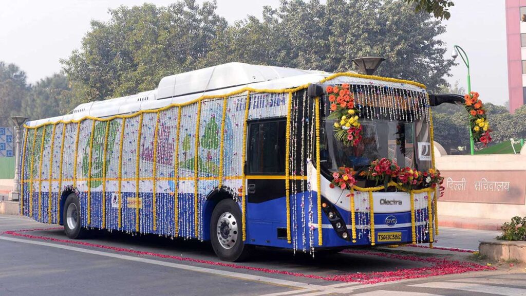 150 New Electric Buses Added To Delhi's Public Transport Fleet
