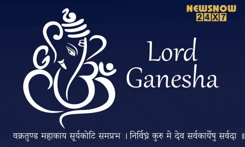 lord ganesha statue aarti and chalisa