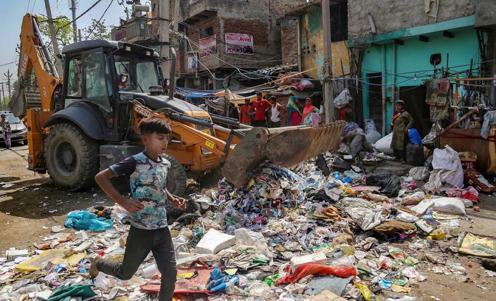 Delhi asks civic agencies to submit report on anti-encroachment drive