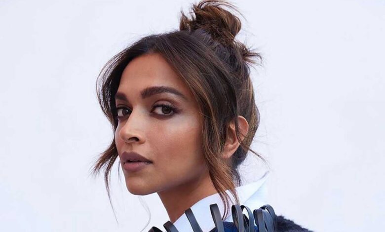 Photos of Deepika Padukone's "First Cruise Show" in San Diego