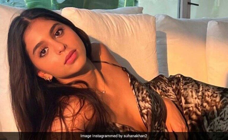 Suhana Khan का 22वाँ बर्थडे सेलिब्रेशन, गुब्बारे और चॉकलेट केक