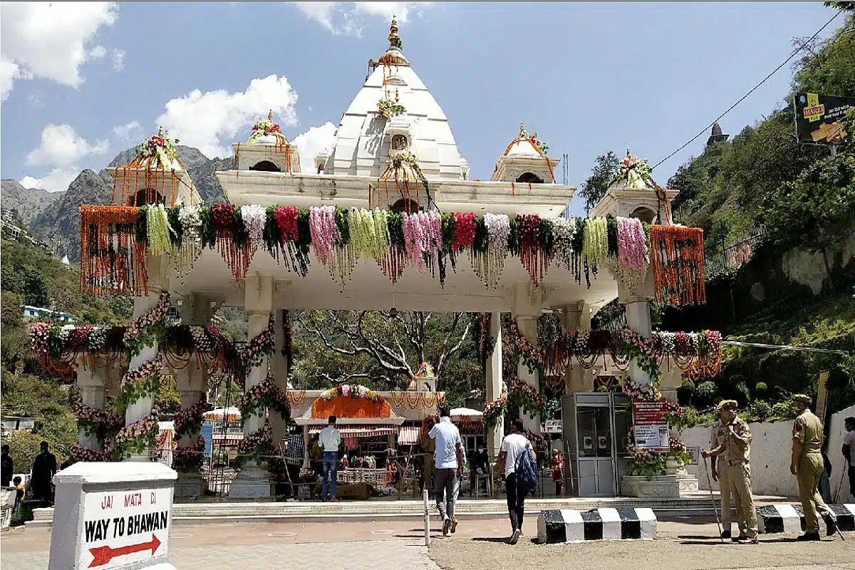 Unique prasad offered by 10 Indian temples