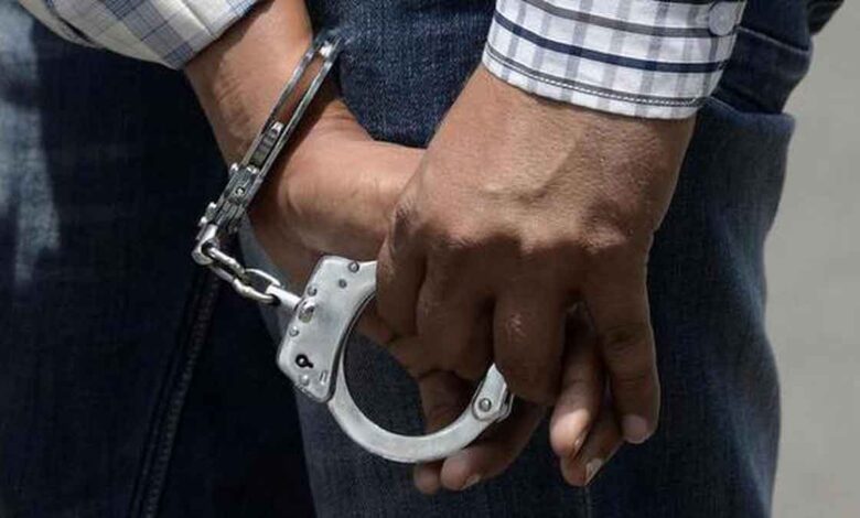 Raid on fake call centre in Delhi, 7 arrested