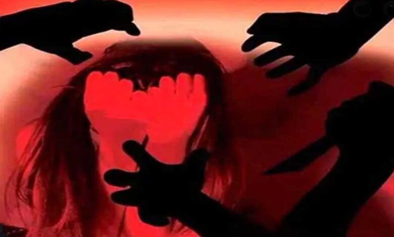 Gangrape of Hyderabad teenager in car by students