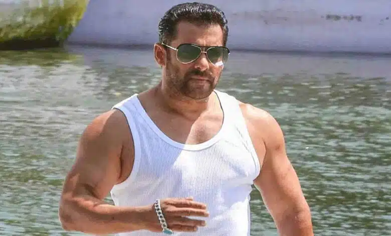 Salman Khan, his father received threat letter, police case registered