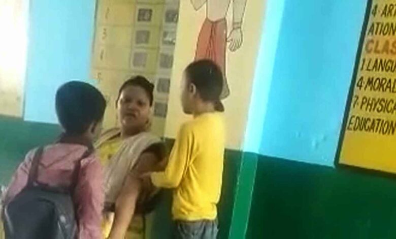 Video of Hardoi's Pokhri Primary School goes viral