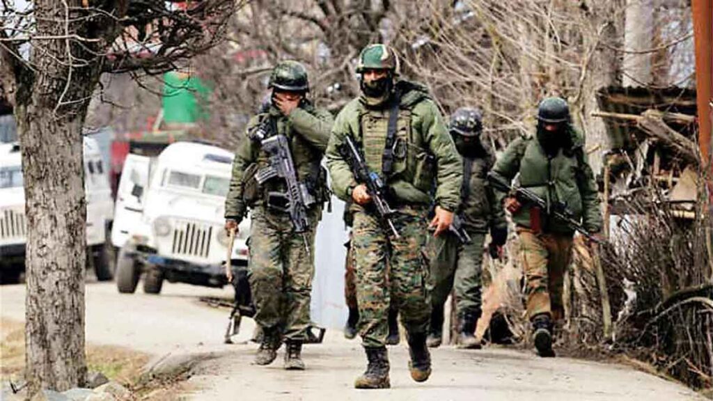 1 policeman killed, 2 injured in Srinagar militant firing