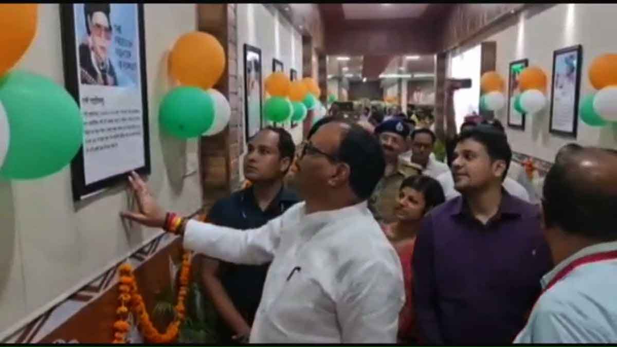 Deputy CM Brijesh Pathak took a jibe at SP In Hardoi