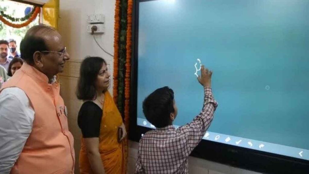 Delhi Lt Governor inaugurates 15 smart schools of MCD