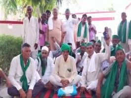 Farmers protest against mining mafia in Bijnor
