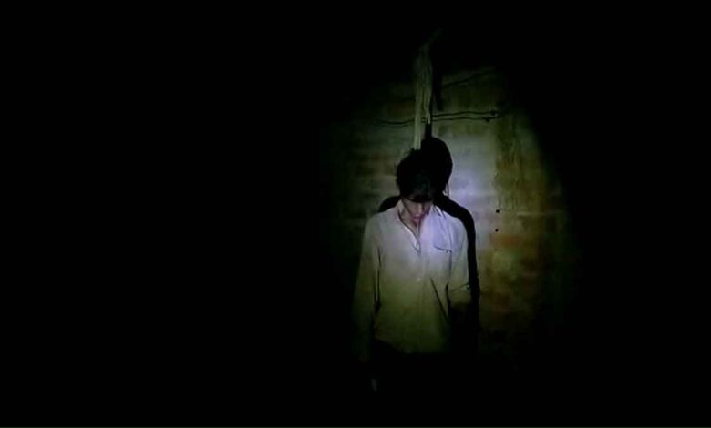 Hamirpur Farmer hanged himself due to heavy debt