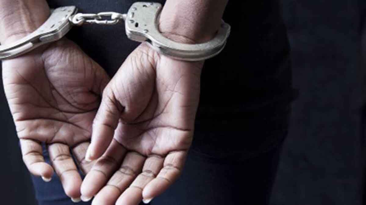 Mumbai man doing extortion posing as woman arrested