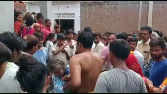 Old woman beaten on suspicion of Hardoi child theft