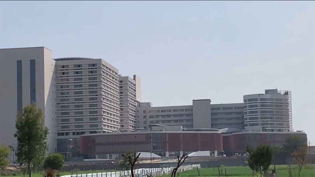 PM Modi inaugurates a 2600-bed hospital in Faridabad