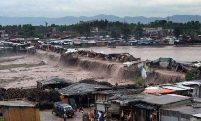 Pakistan declares national emergency 937 people died in floods