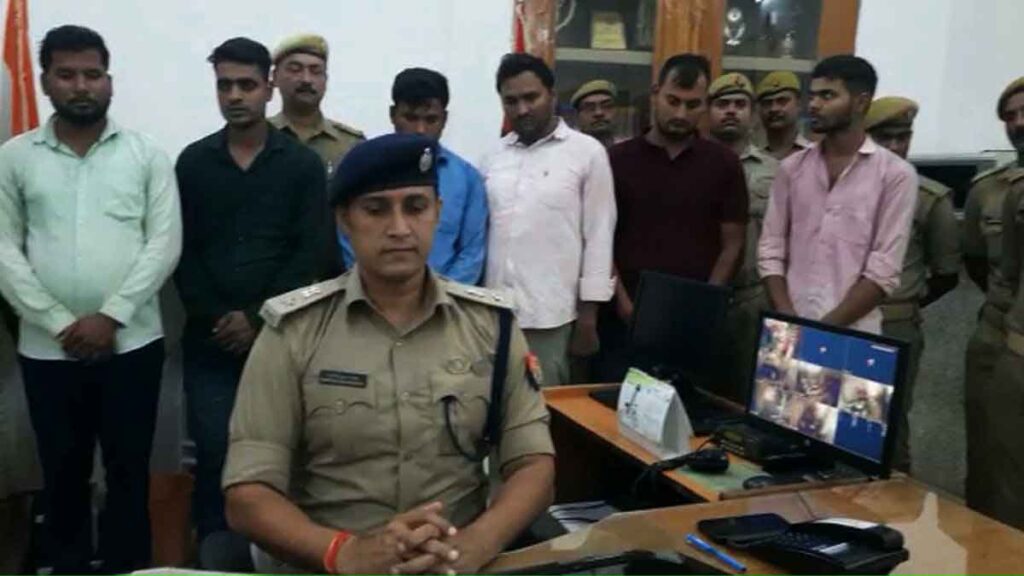 Police arrested 12 members of Salwar Gang in Mirzapur