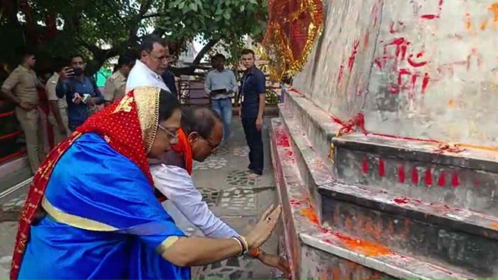 Shivraj Singh Chouhan visited Maa Vindhyavasini temple Mirzapur