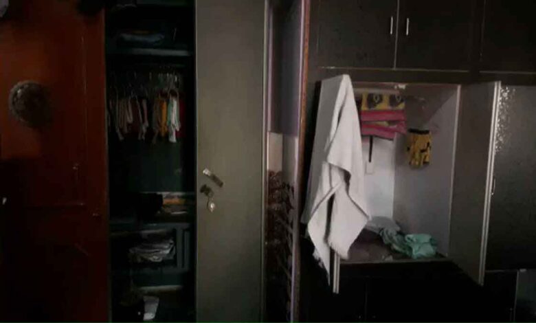 Theft in the house of Bulandshahr college teacher