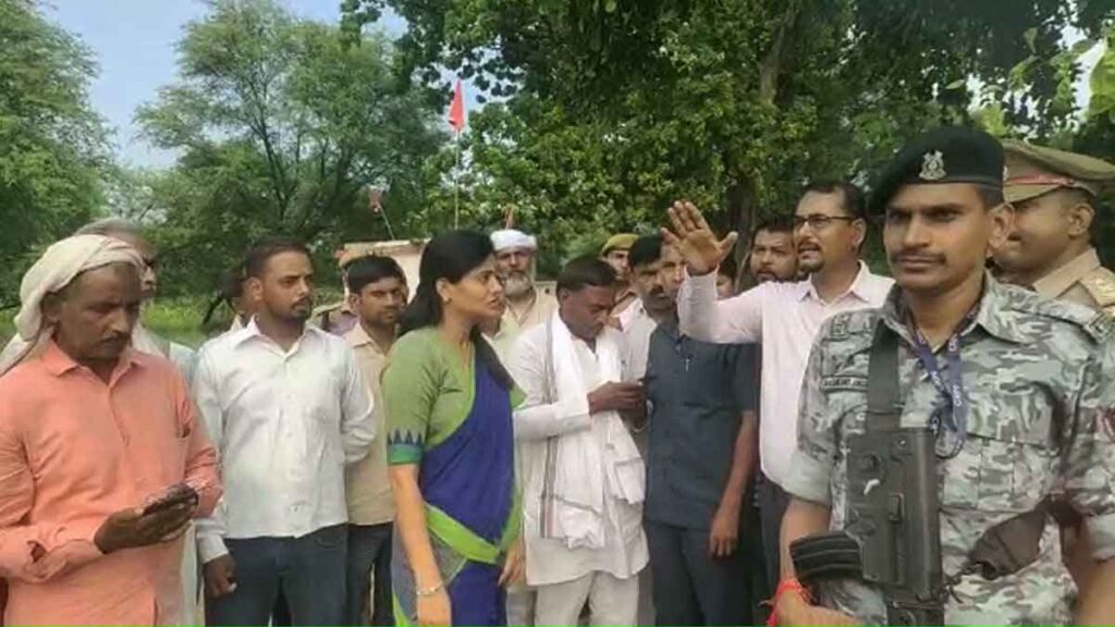 Union Minister Anupriya Patel visited Mirzapur flood area