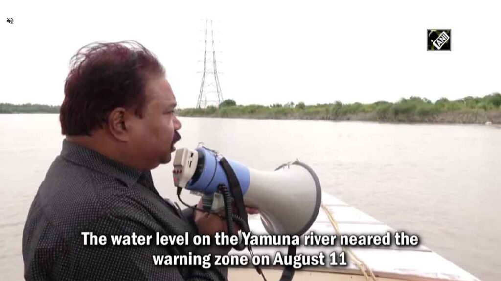 Yamuna River water level crosses danger mark in Delhi