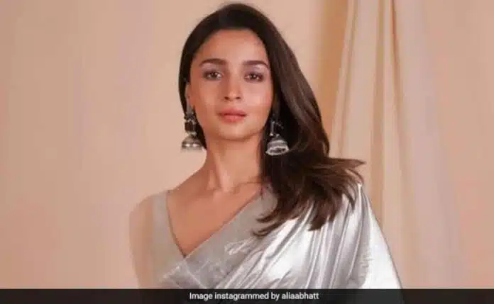 Alia Bhatt wishes everyone a Happy Ganesh Chaturthi