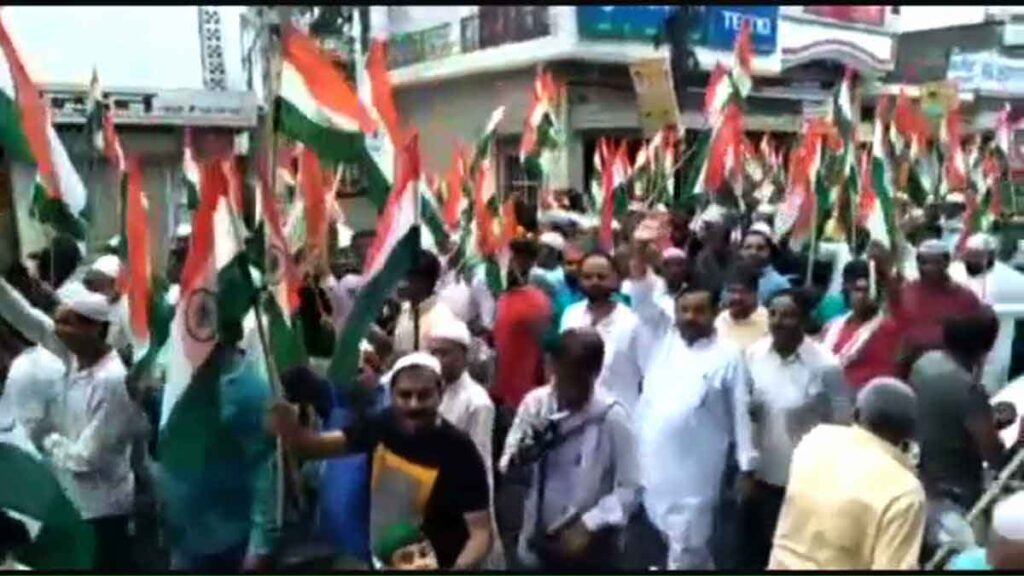 BJP Naresh Agarwal flagged off the tiranga yatra in Hardoi