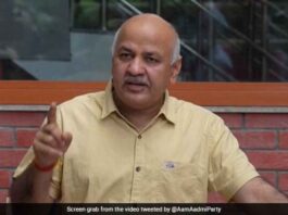 AAP accused former Delhi LG of huge loss under the new Excise Policy